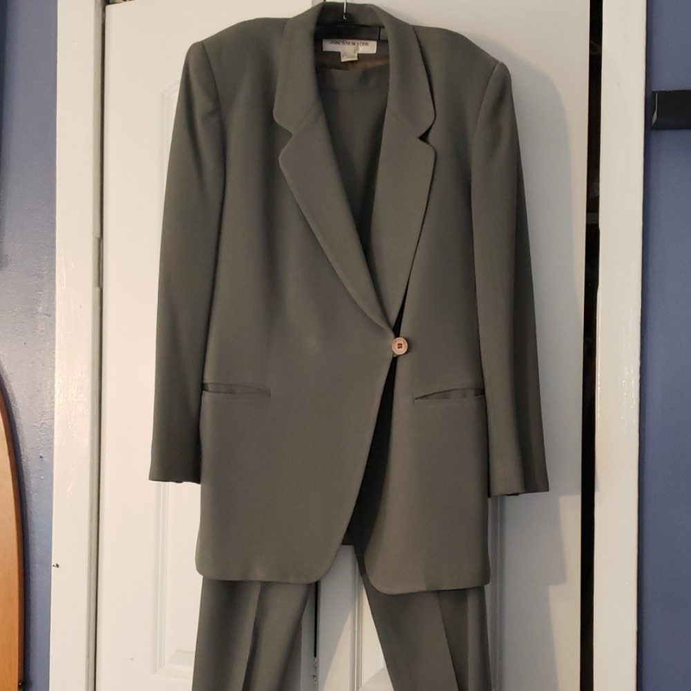 Womens suit